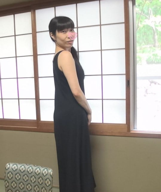 fc2-ppv-セックス中に旅館の窓全開で絶叫☆奇跡の美脚美熟女を生ハメ中出しハメ倒し☆40代の国語教師☆ 5 素人専門 https://fc2dougafun.tokyo/