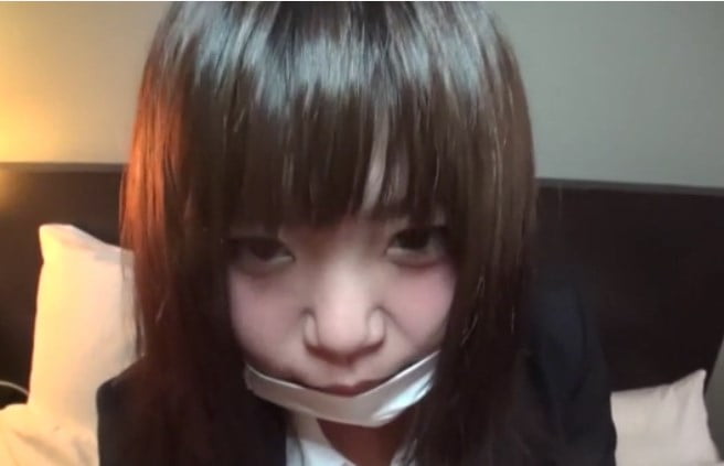 fc2-ppv-【抱き心地抜群】ムチムチEカップ巨乳就活生のあみちゃんに中出し！